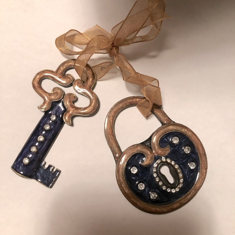 - - Lock & Key ornaments